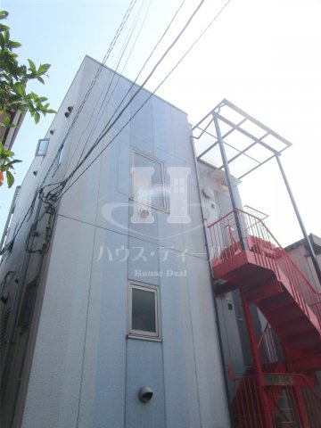 建物外観　外観は落ち着いています