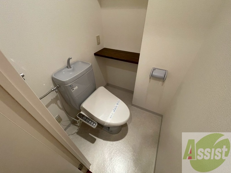 トイレ　トイレです。ウォシュレット付を探している方、おすすめです。