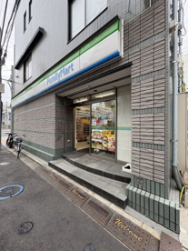 コンビニ　ファミリーマート田端一丁目店（コンビニ）まで173m