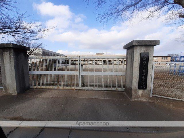 小学校　大津東小学校（小学校）まで600m