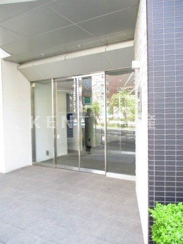 エントランス　建物の内部です