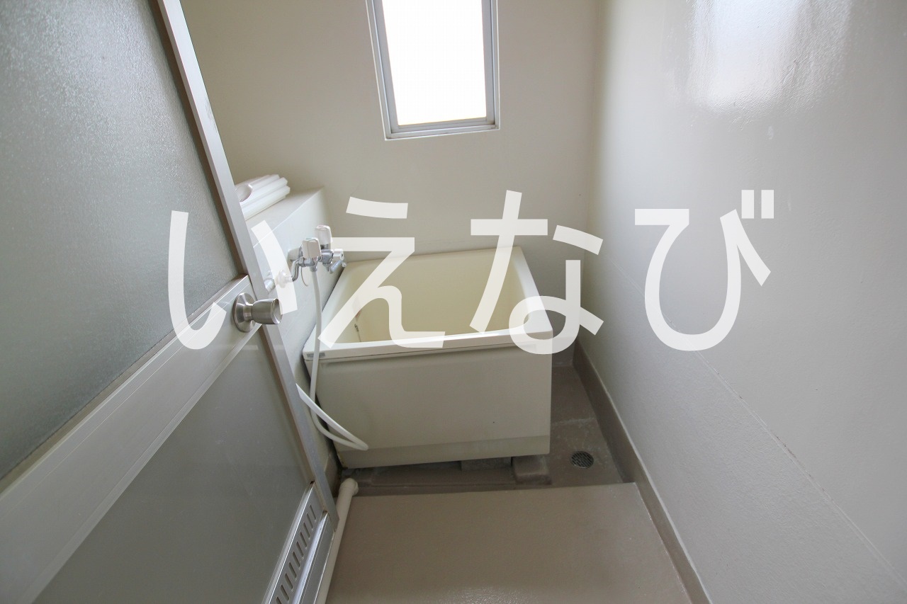 バス・シャワールーム　同一物件です。