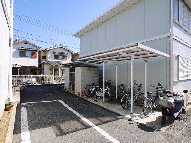 その他共有部分　屋根付き自転車置場