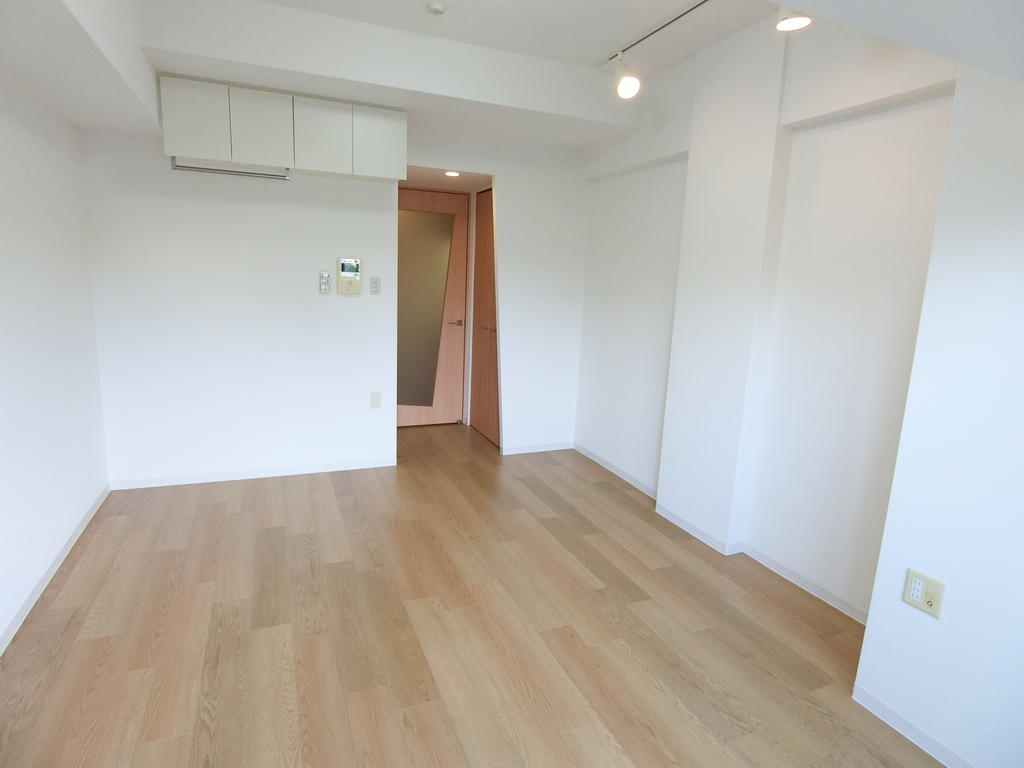 居室・リビング　明るいお部屋です