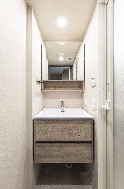 洗面設備　写真は同タイプ住居です。