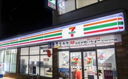 コンビニ　セブンイレブン新宿大久保3丁目店（コンビニ）まで347m