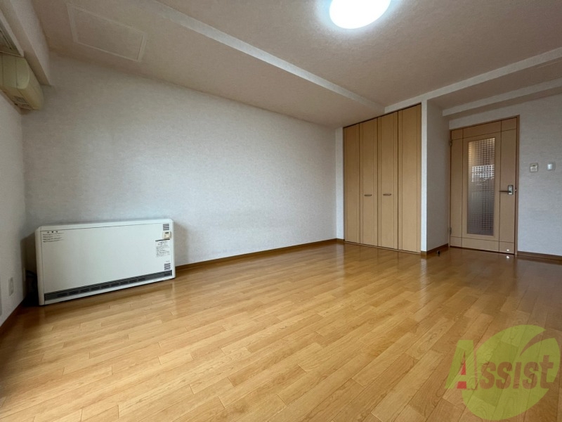 居室・リビング　明るいお部屋は気持ちよく過ごせそうですね。