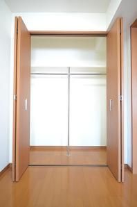 収納　（別タイプ参考写真）日神デュオステージ池袋　豊島区池袋２
