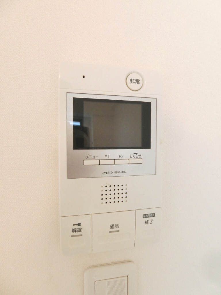 セキュリティ　モニター付きインターホン