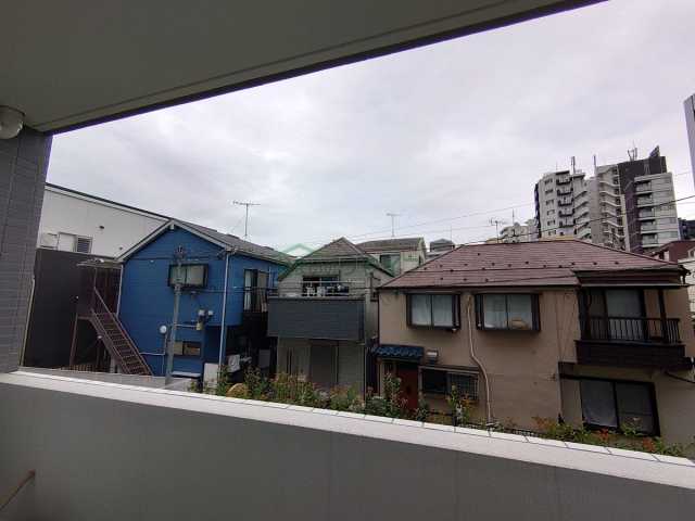眺望　プレール・ドゥーク新宿West
