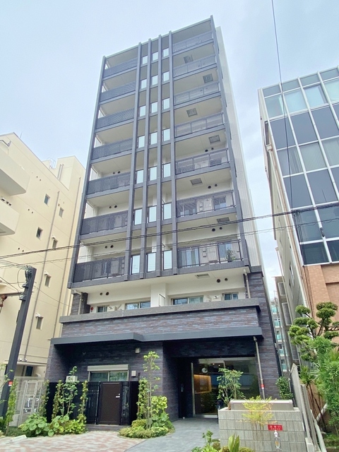 建物外観　新大阪のビジネス街にも近い住宅地