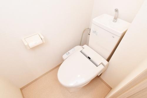 トイレ　※反転タイプのお写真です。