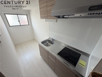 キッチン　収納豊富なシステムキッチン2口IHコンロ