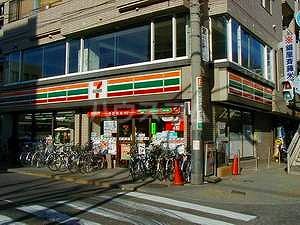 コンビニ　セブンイレブン 調布仙川店（コンビニ）まで581m