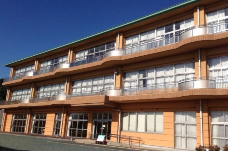 小学校　浜松市立気賀小学校（小学校）まで1112m