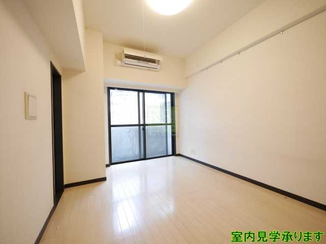 居室・リビング　別部屋の画像になります。