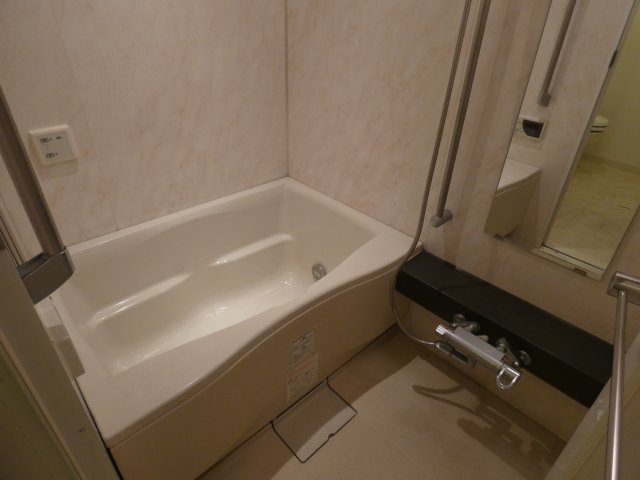 バス・シャワールーム　バス※別部屋参考写真