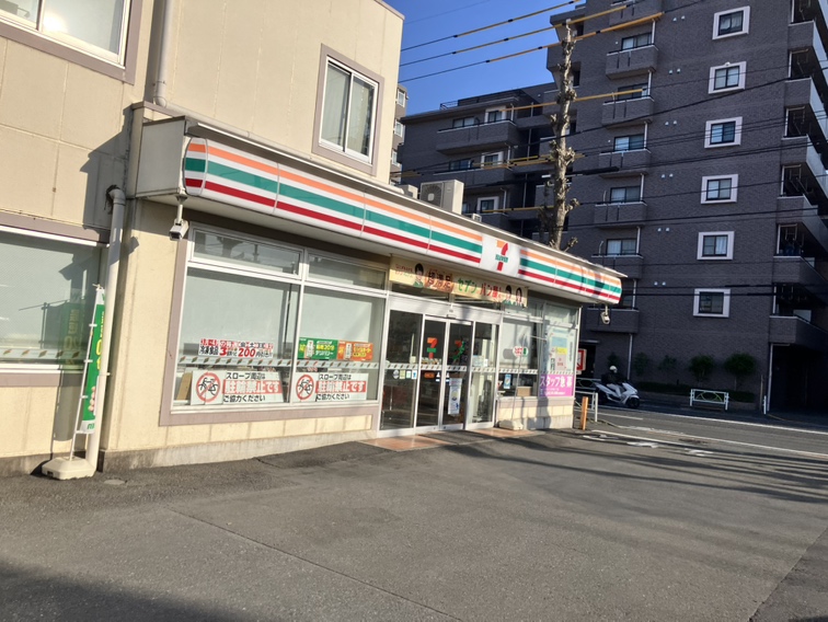 コンビニ　セブンイレブン 府中緑町1丁目店（コンビニ）まで232m