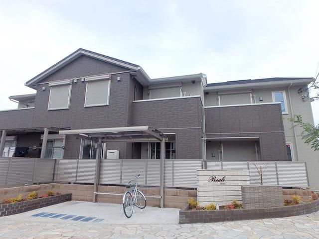 建物外観　～高幡不動駅から近くて便利～