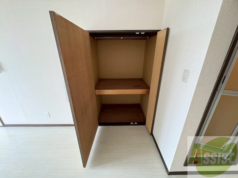 収納　こちらは収納です。物をしまう事ができますね！