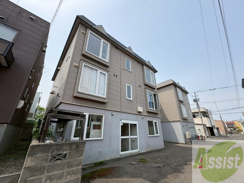 建物外観　札幌市東区北１８条東「パシャ１８」