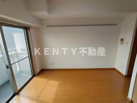 居室・リビング　ゆったりとした居間です