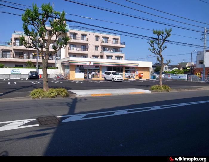 コンビニ　セブンイレブン（コンビニ）まで124m