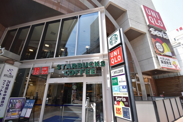 ショッピングセンター　江坂オッツ（ショッピングセンター）まで478m