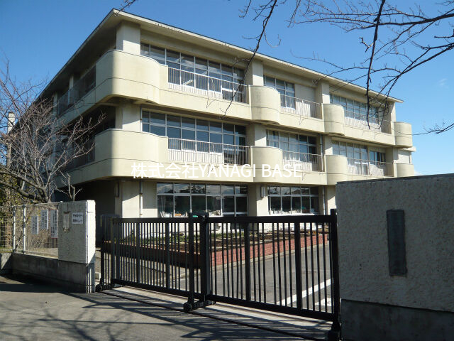 小学校　藤沢市立鵠洋小学校（小学校）まで1468m