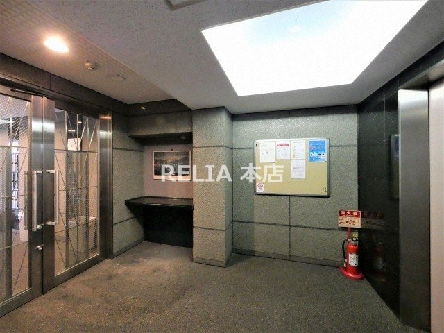 ロビー　★ ★ 口コミ２００件以上　評価４.９のお店 ★ ★