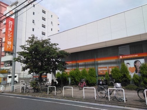 銀行　西日本シティ銀行・箱崎支店（銀行）まで588m