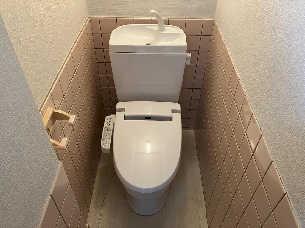 神戸青果食品商業協同組合会館のトイレ写真