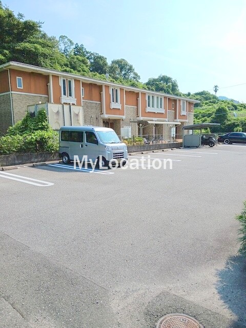 駐車場　☆敷地内に駐車場があります☆