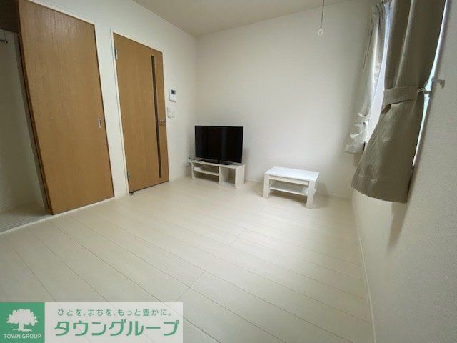 居室・リビング　部屋毎に間取りが異なる場合がございます。