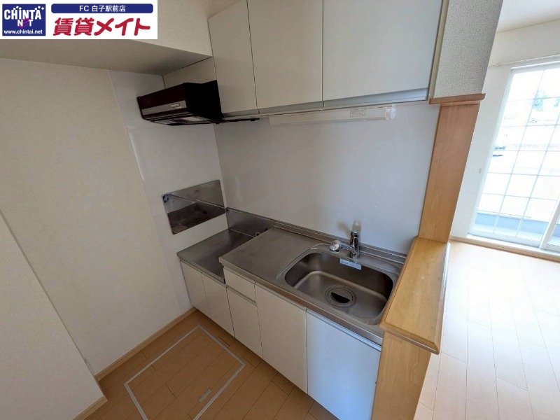 キッチン　同型参考写真