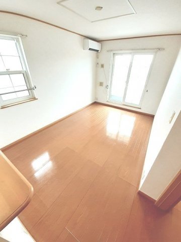 居室・リビング　使いやすい居間です