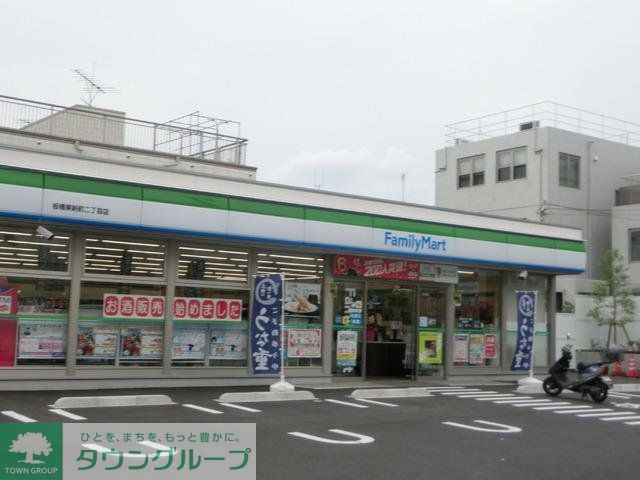 コンビニ　ファミリーマート（コンビニ）まで229m