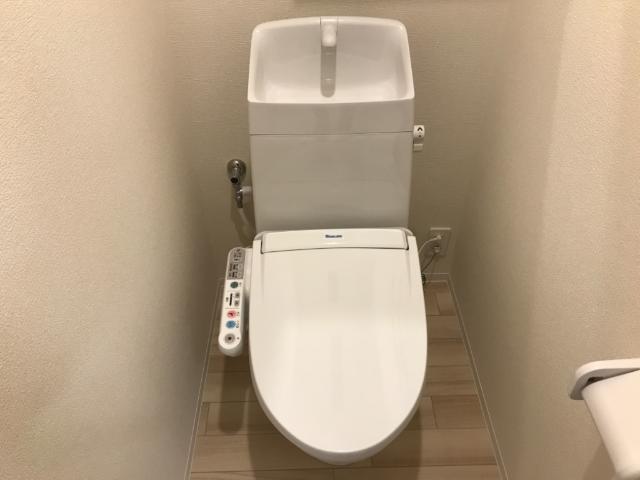 トイレ　トイレ
