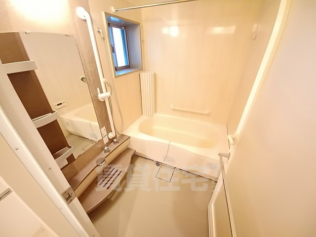 バス・シャワールーム　同物件別部屋