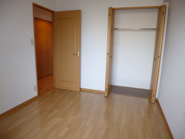 収納　同建物内、別室の写真です