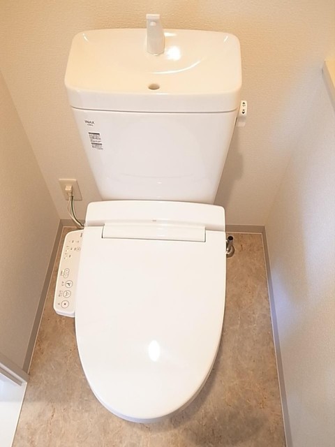 トイレ　【トイレ】※前回入居時　現況を優先します