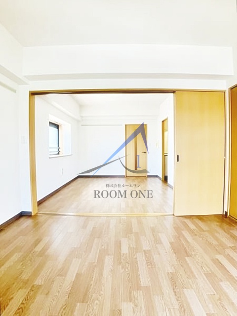 居室・リビング　洋室のお部屋です。