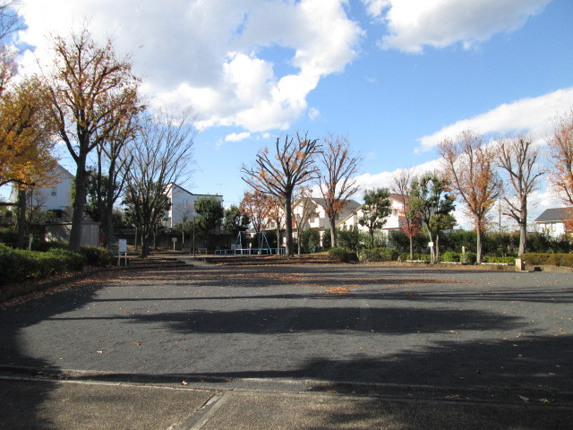 公園　荏田南どんぐり公園（公園）まで230m