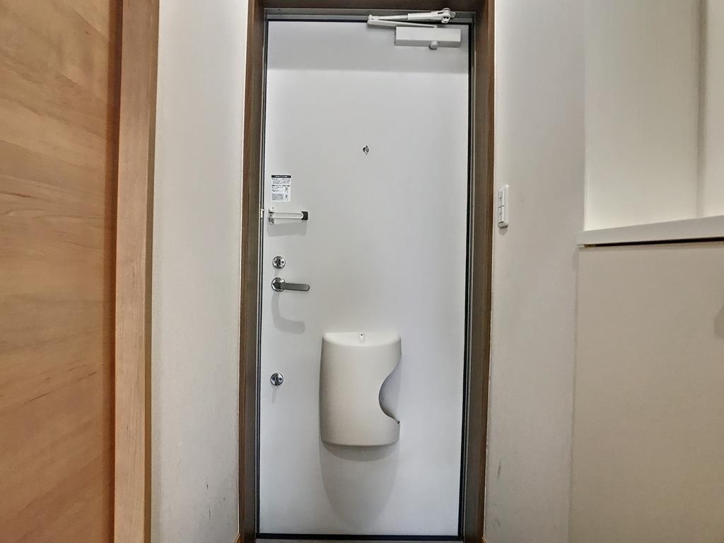 玄関　※他室参照