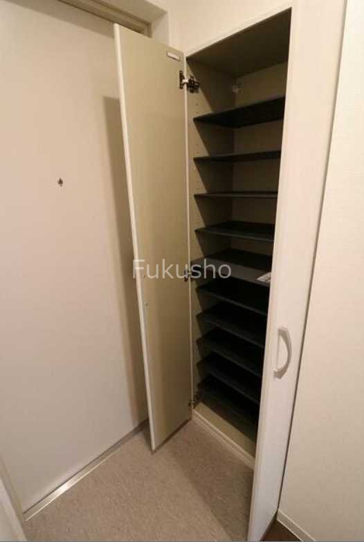 玄関　同シリーズ参考写真です。