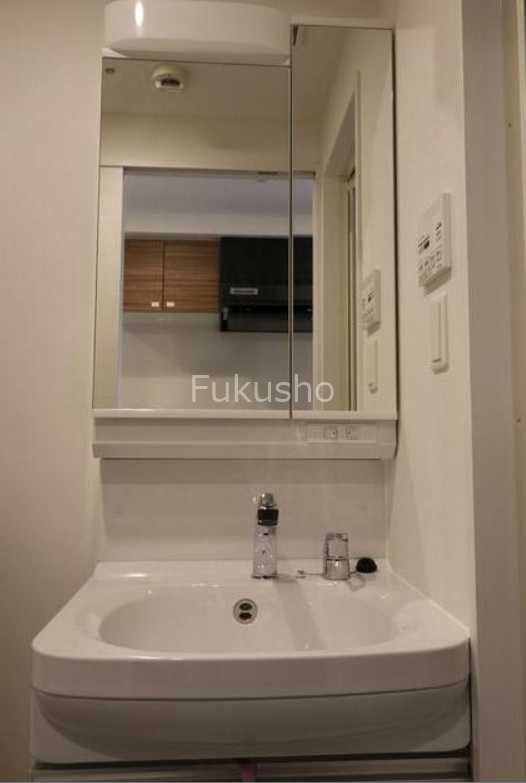 洗面設備　同シリーズ参考写真です。