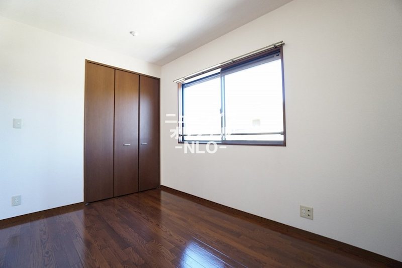 その他　ダークブラウンの建具が落ち着いた印象のお部屋に☆