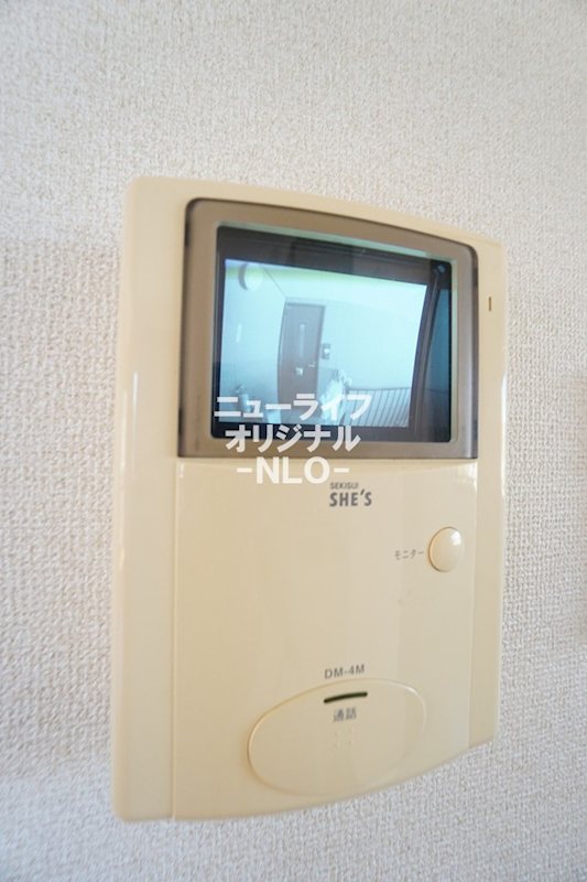 セキュリティ　事前に訪問者を目視してから対応できるTVモニターホン付☆