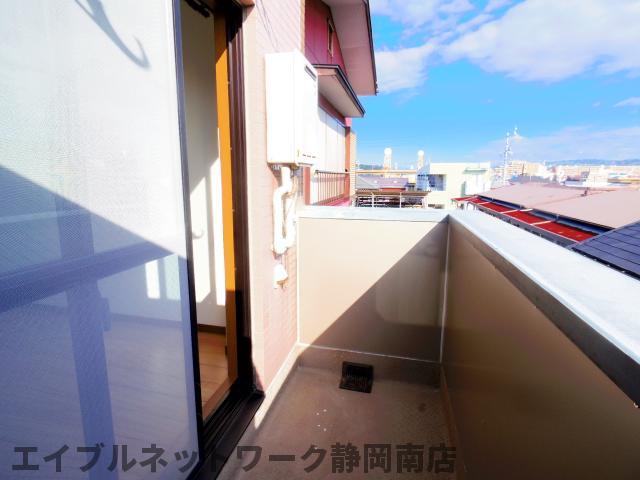 バルコニー　バルコニー付きです