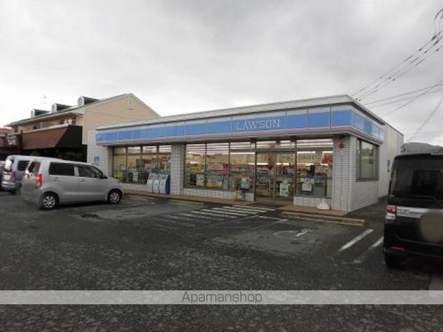 コンビニ　ローソン（コンビニ）まで630m